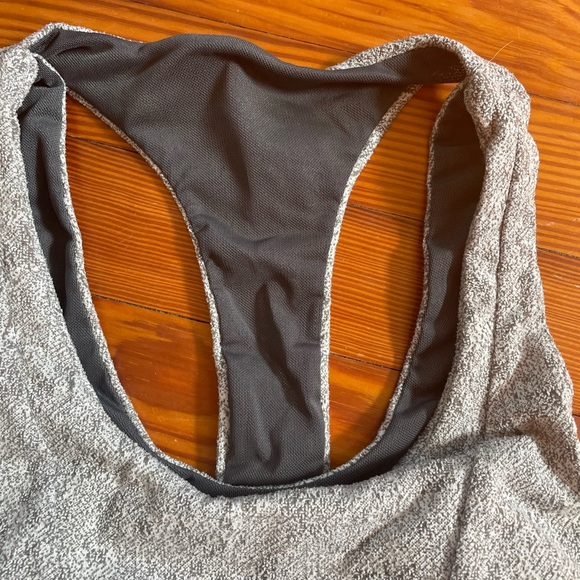 GymShark sports bra - Picture 2 of 5